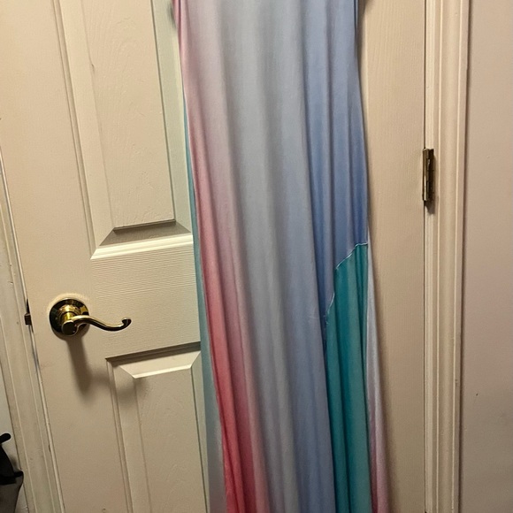 NWT Lolique color block maxi with a small train comfy, figure forming Size Med - Picture 5 of 6